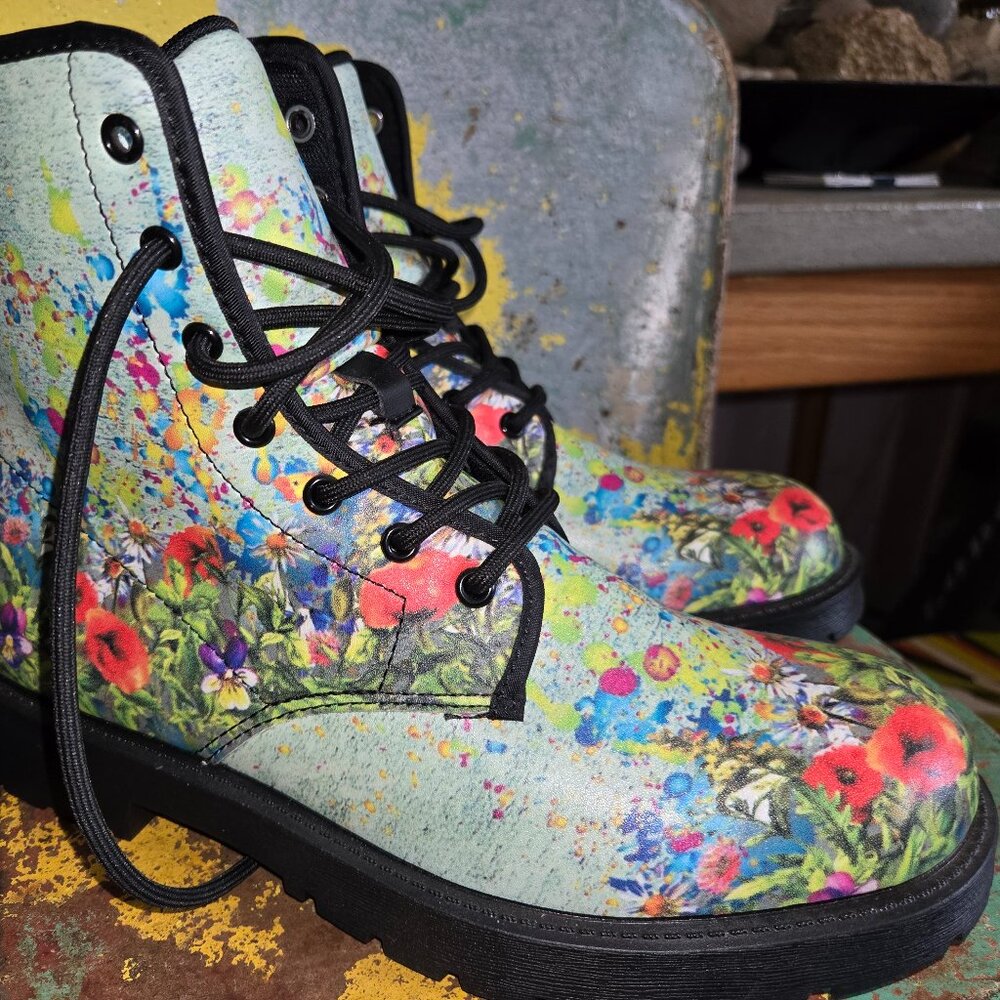 NEW Funky Combat Boots with Botanical Art Designs Sz 7 Womens